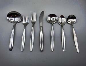 Leisure Carvel Hall Flatware set of 42 Stainless Steel Glossy Concave Handle